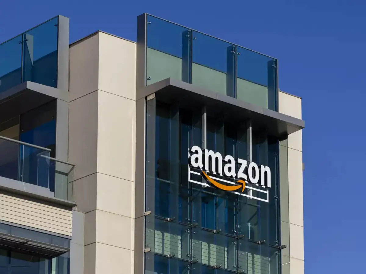 Amazon’s Internal Email Slip Sparks Confusion During Layoff Rollout