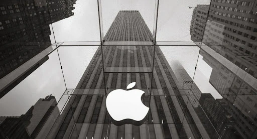 Apple Faces 9% Shipment Decline in China as Local Rivals Surge