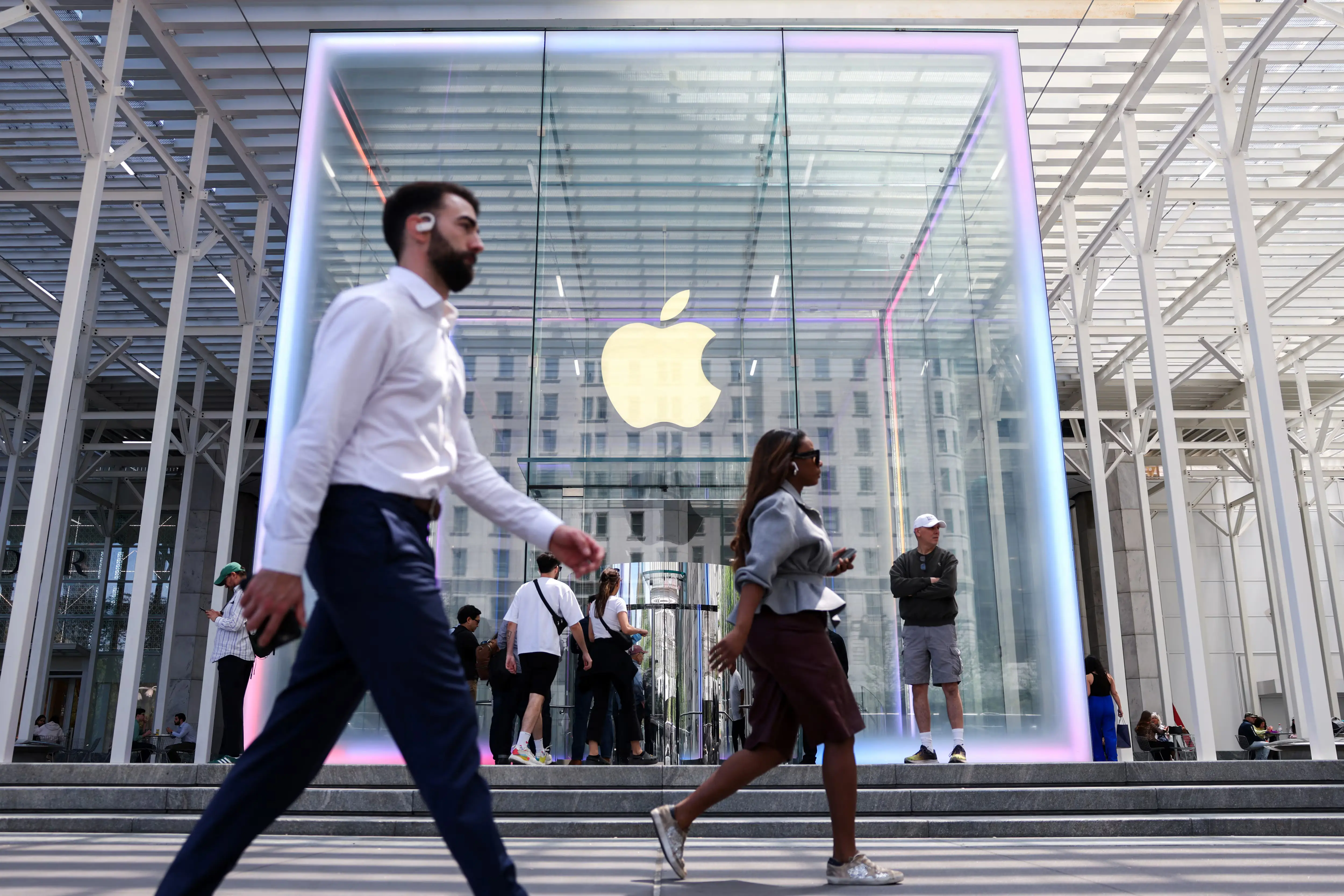 Apple Fails to Dismiss U.S. Antitrust Case Over Smartphone Monopoly Allegations