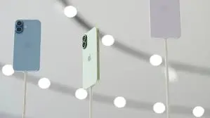 Apple Shares Climb as Strong iPhone Holiday Forecast Eases Supply Chain Concerns