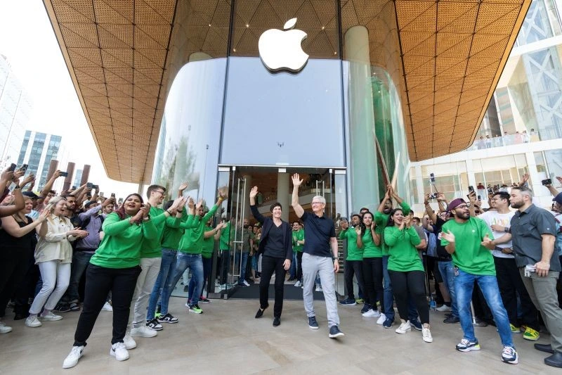 Apple Unveils Its Fifth India Store Ahead of December 11 Launch