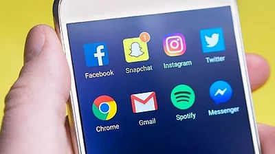 Australia Probes Tech Giants Over Social Media Ban Compliance
