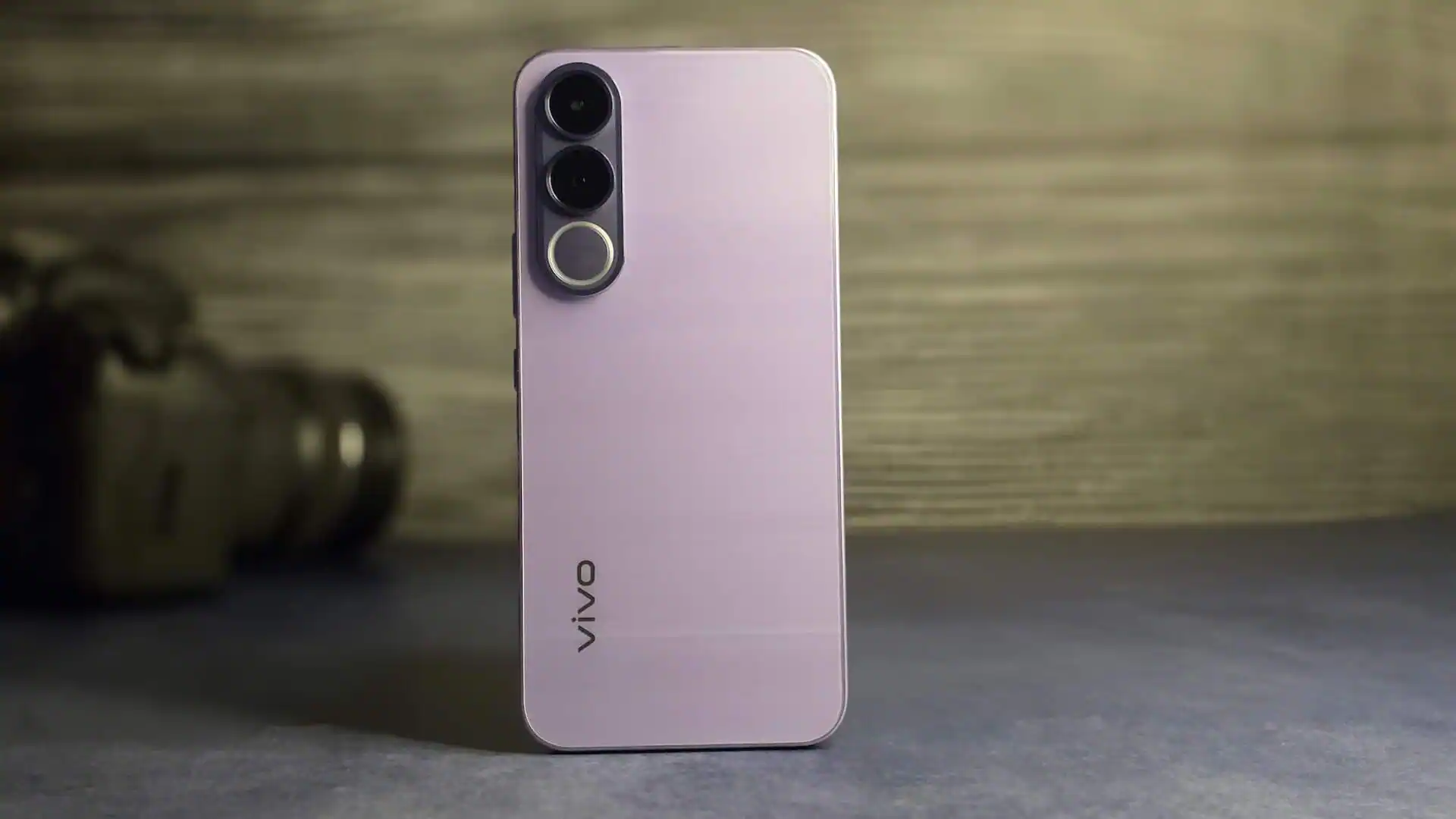 India’s Smartphone Market Hits 6-Year Low in Q1 as Rising Prices Dampen Demand