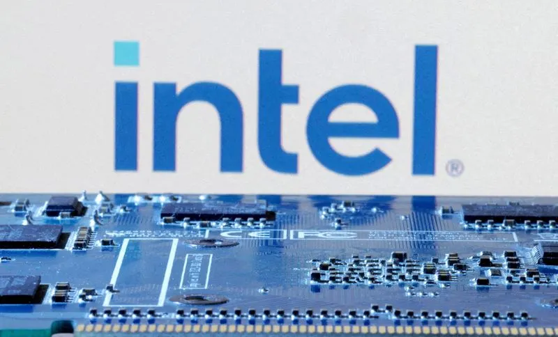 Intel Sparks Industry Buzz with Breakthrough Test Chips Using Next-Gen Process