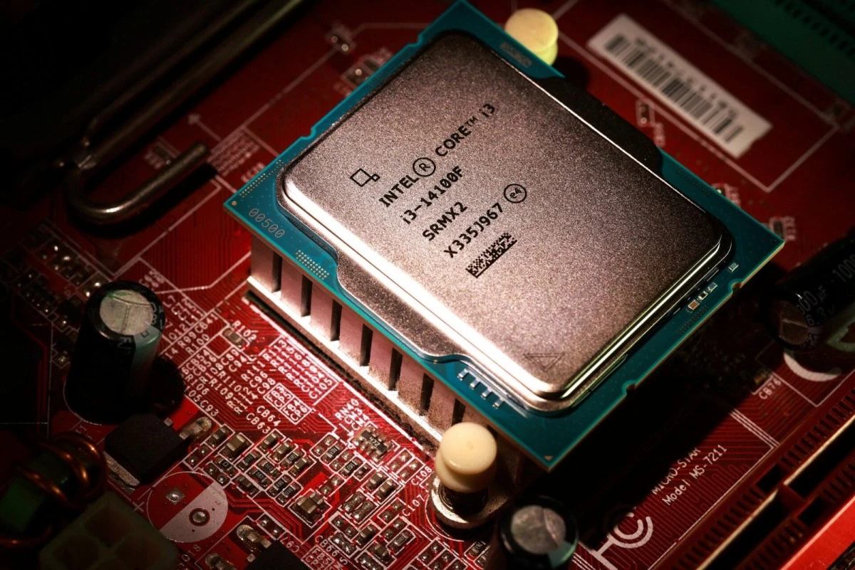 Intel Warns U.S. Stake May Backfire on Global Sales and Chip Grants
