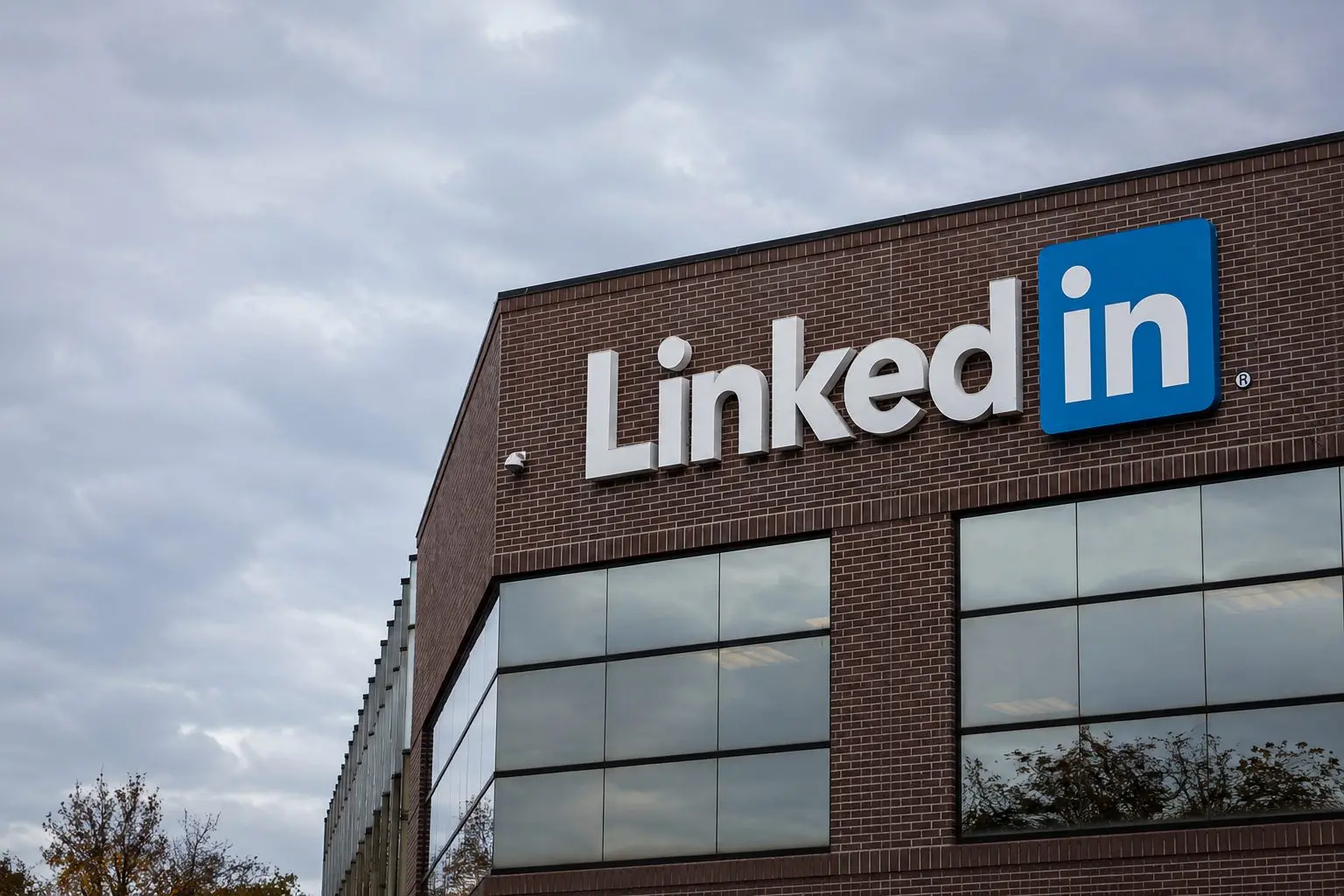 LinkedIn Plans Fresh Job Cuts as Microsoft Tightens Costs Amid AI Push
