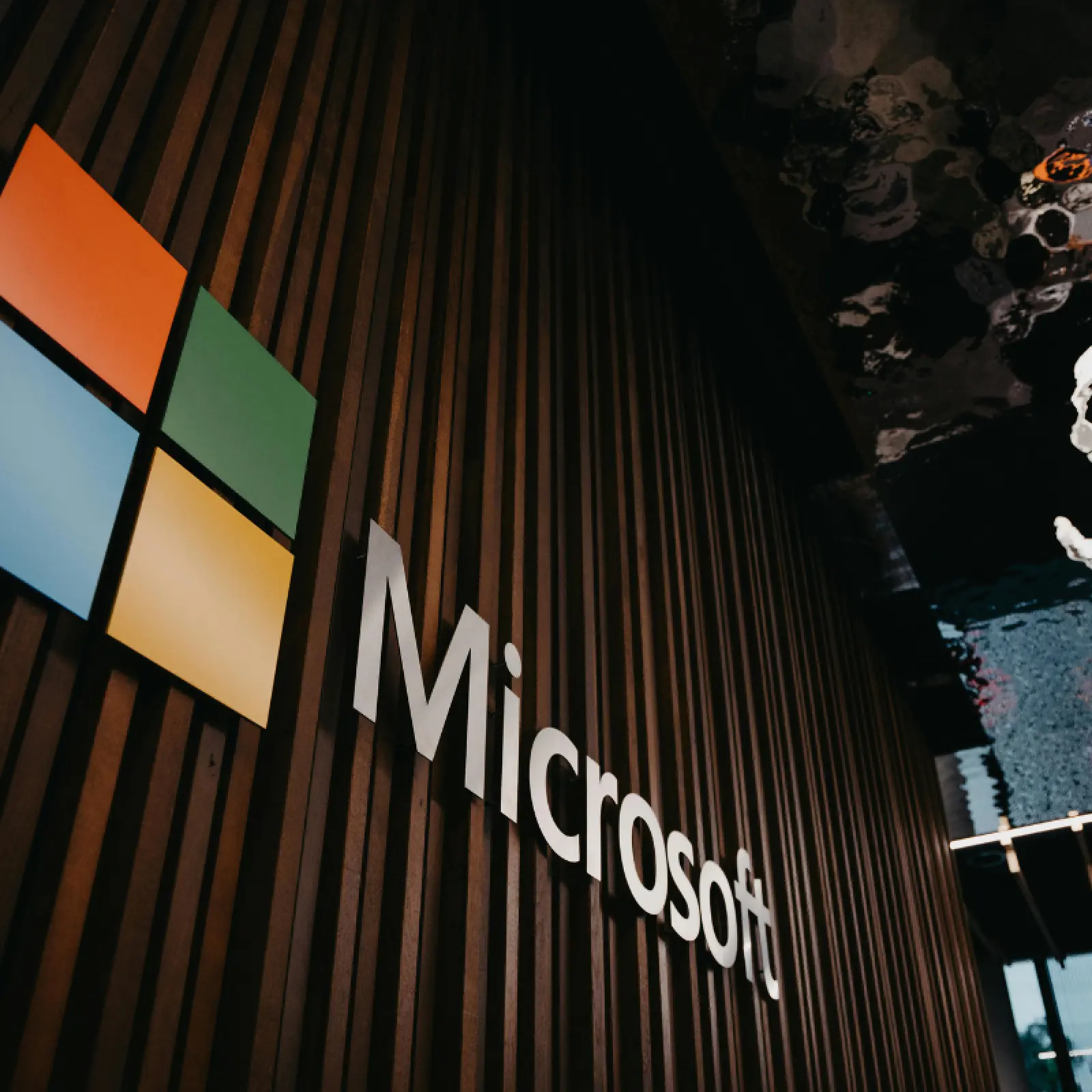 Microsoft Eyes Thousands of Job Cuts in Sales Division Shake-Up