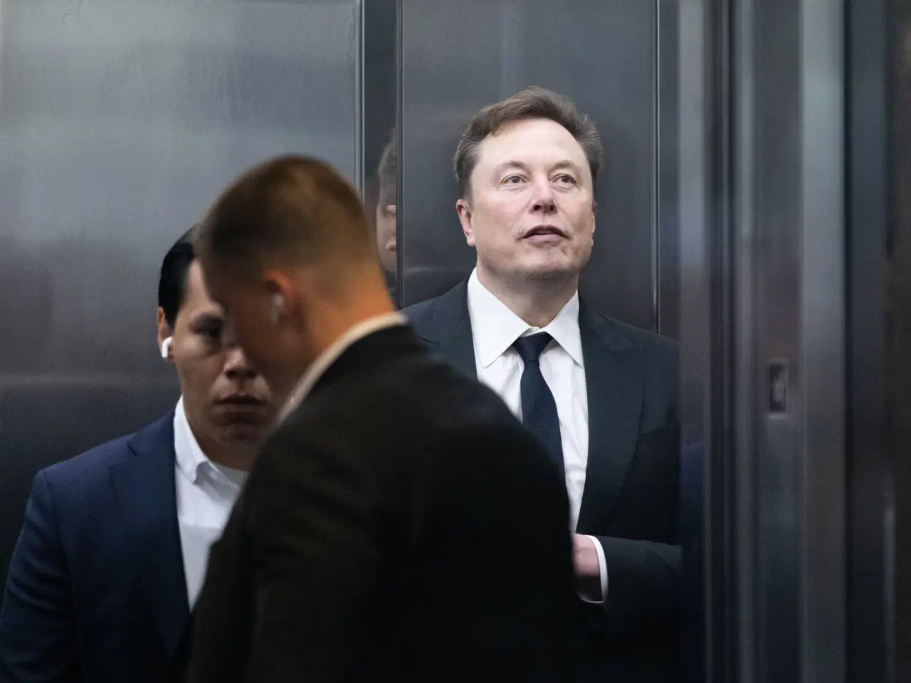 OpenAI Co-Founder Faces Tough Questions in Elon Musk Trial Over $30 Billion Stake
