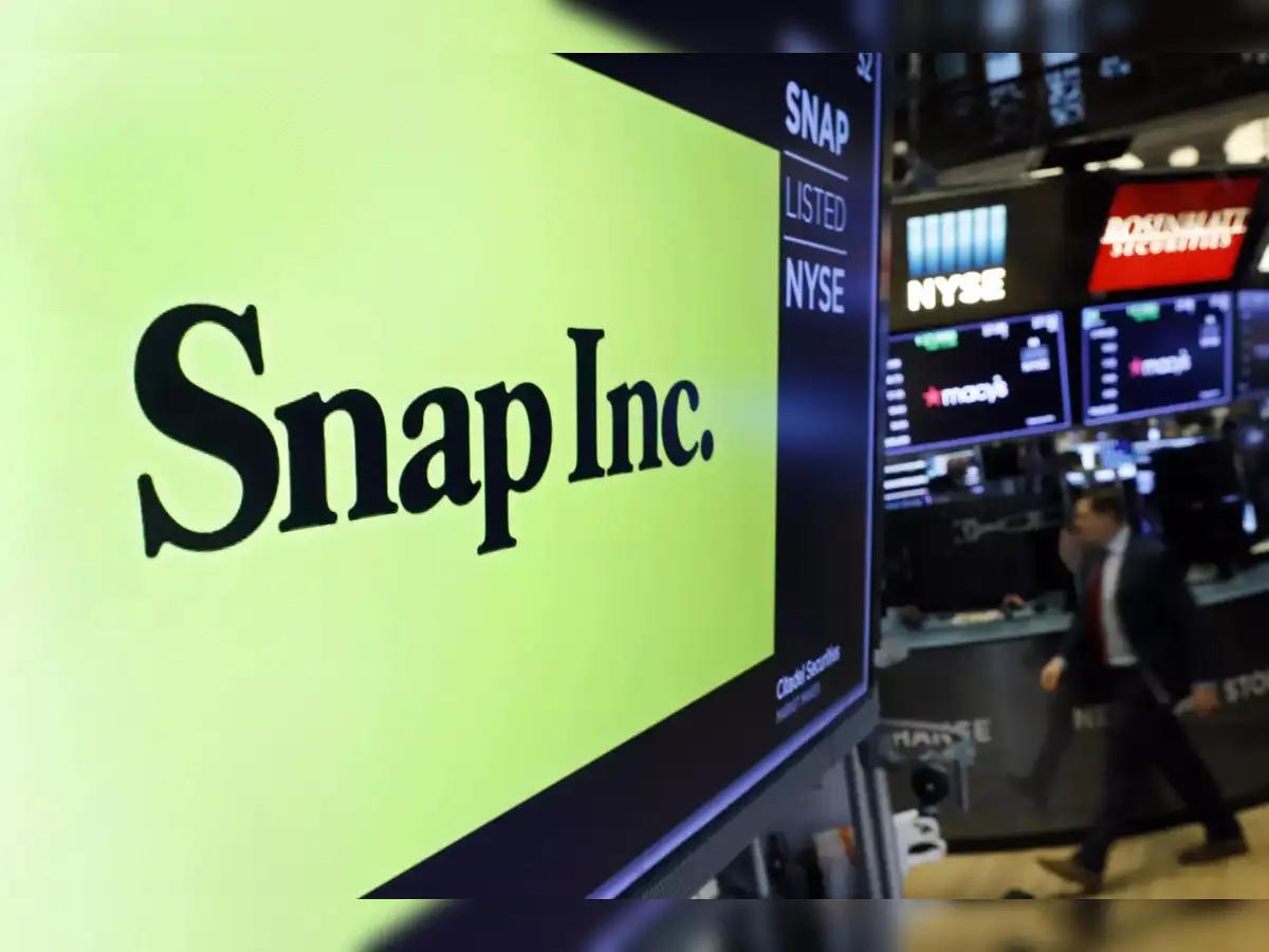 Snap Inc. Withholds Forecast as Economic Uncertainty Rattles Ad Budgets