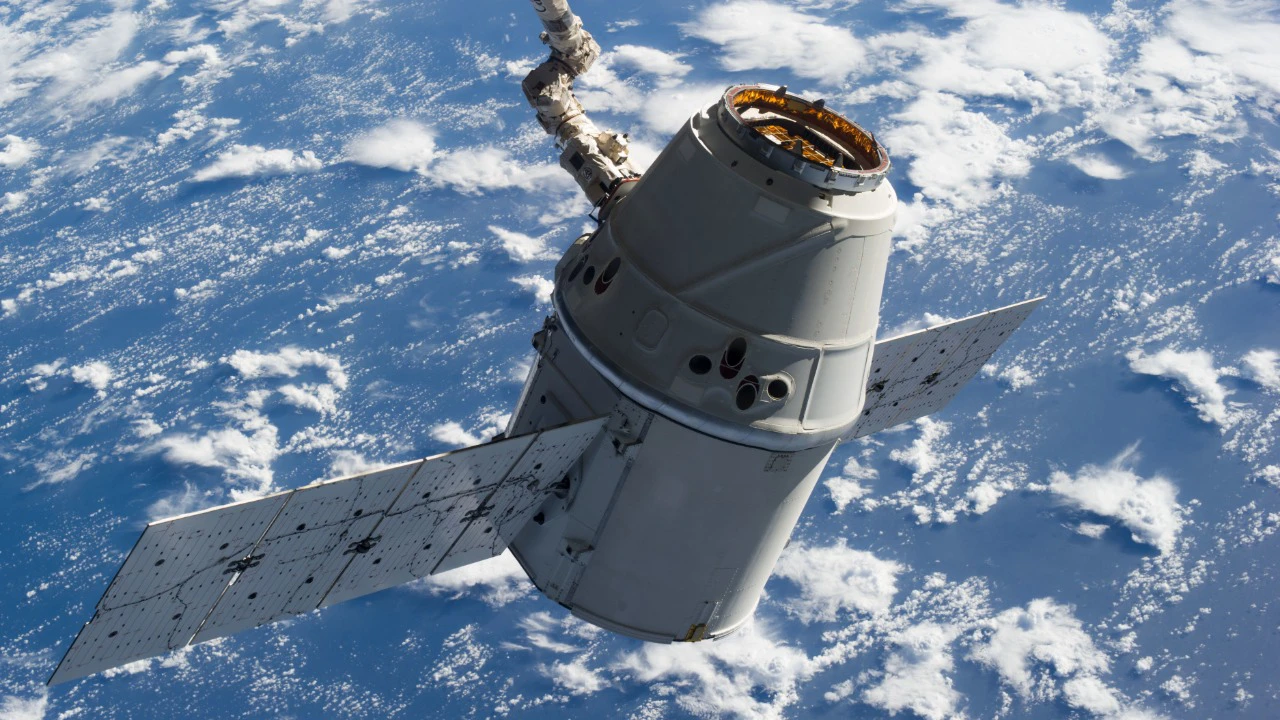 SpaceX Dragon Docks at ISS With 6,500 Pounds of Critical Cargo for NASA Crew