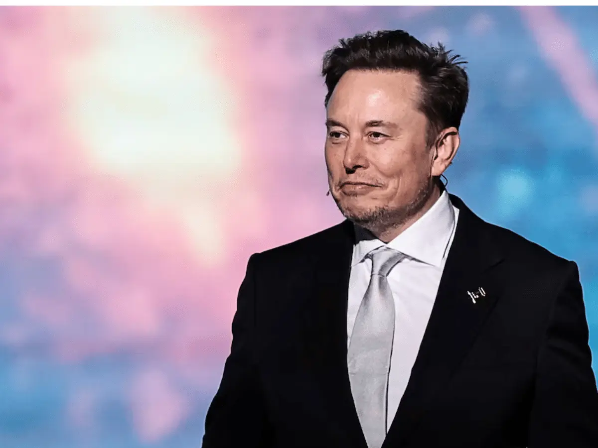 SpaceX Pivots Toward the Moon as Elon Musk Recalibrates Interplanetary Ambitions