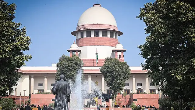 Supreme Court Takes on WhatsApp Privacy Policy, Calls Out ‘Forced Consent’ Model