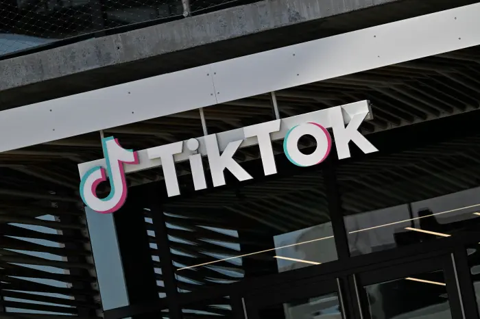 Trump Grants Third TikTok Deadline Extension Amid Security Debate